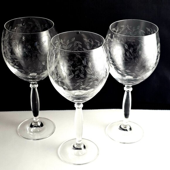 Pier 1 Eliza Water Goblet 8" set of 3 etched leaf red wine glasses cottagecore - Picture 6 of 8